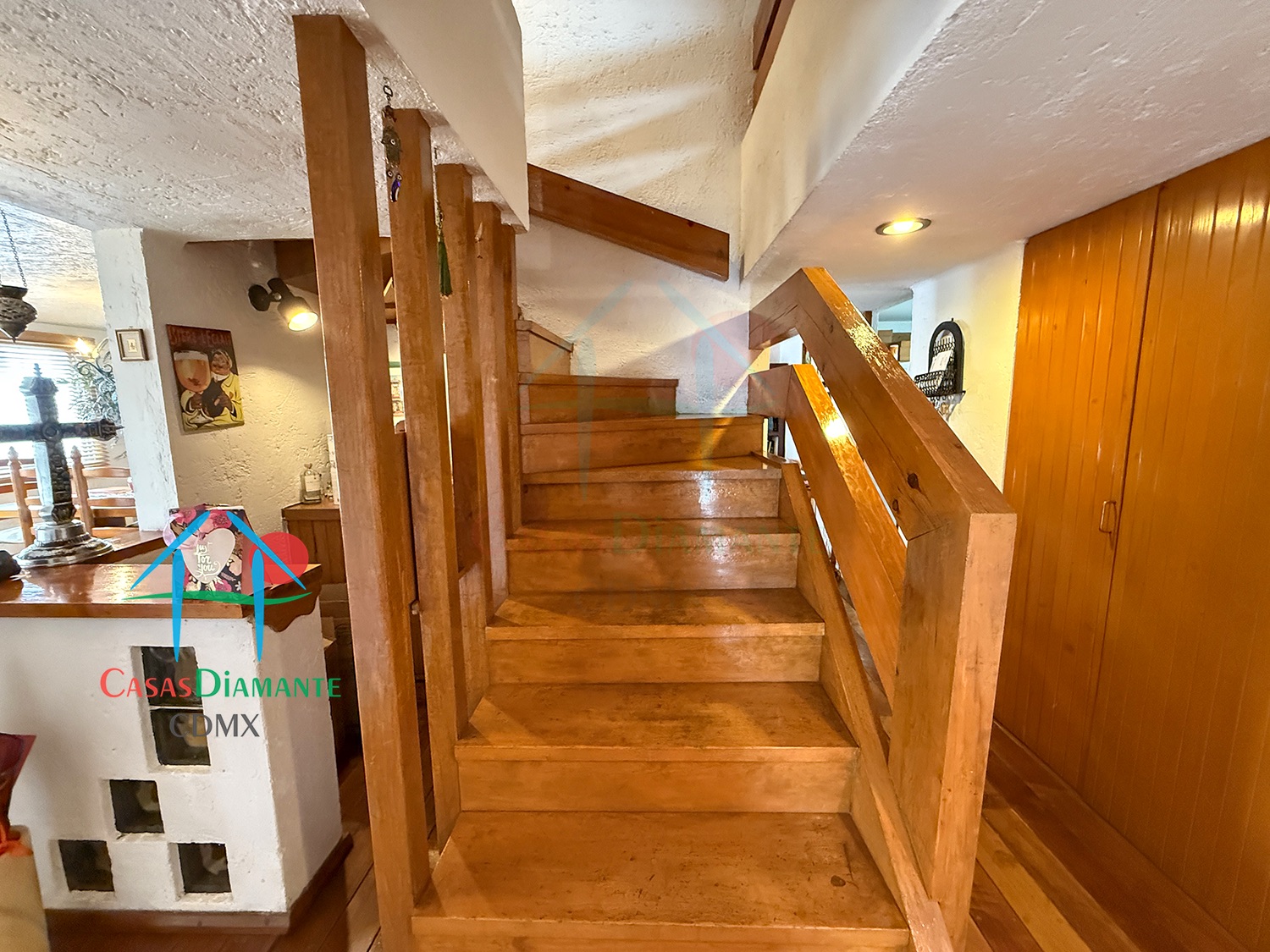 Desierto de los Leones Casa Claudia EHIB - Escaleras 3 Desierto de los Leones Casa Claudia EHIB - Escaleras 3